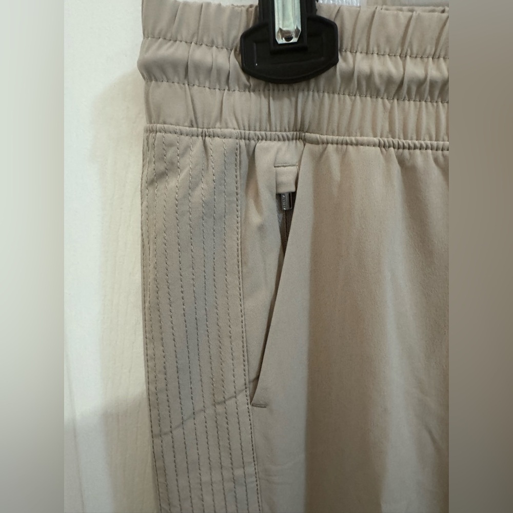 Athleta Women's Cream Wide Leg Pants Athleisure Activewear - Picture 4 of 4